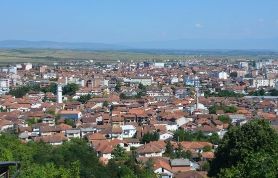 Kosova'da emlak ofisleri çalışmaya başladı!