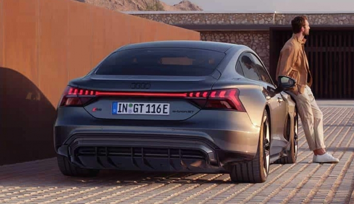Hemen Audi’nin elektrikli modeli e-tron GT’nin fiyatına bakın! İşte 28 Eylül 2022 fiyat listesi…