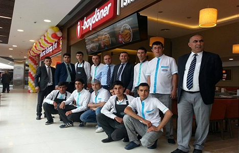 Baydöner 92'nci mağazasını Konya'da açtı!