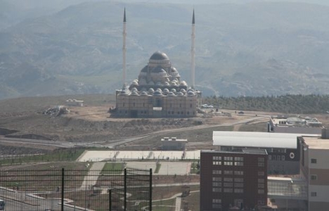 Batman Üniversitesi Batı Raman Kampüsü'ndeki külliye tamamlandı!