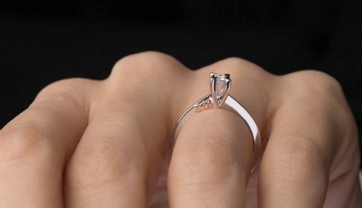 Zen Pırlanta dan tektaş yüzüklere yüzde 50 ye varan indirim! Fiyatlar birden düştü!