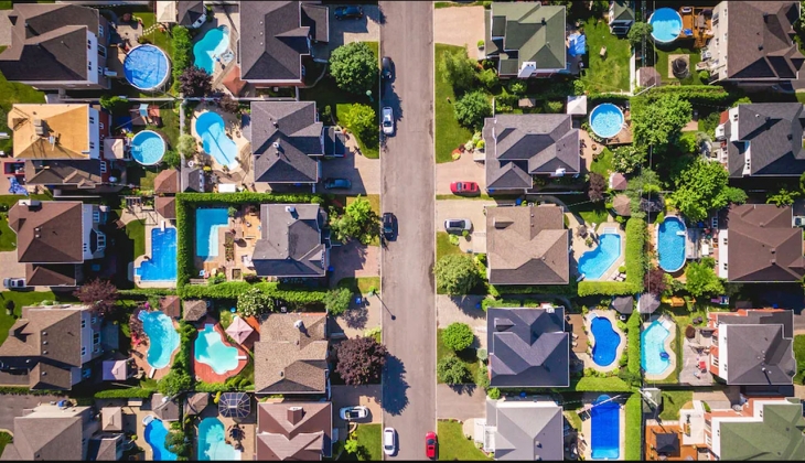 Fransa, yapay zeka ile kaçak 20 bin havuz saptayıp emlak vergisi gelirini 10 milyon Euro artırdı...