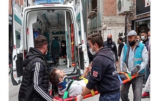 Silivri'de yıkım çalışması yapılan binadan düşen işçi yaralandı!