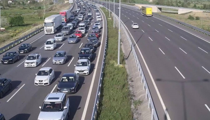 Kuzey Marmara otoyolunda bayram rekoru! Bayramda geçen araç sayısı 1 milyon 750 bine ulaştı!