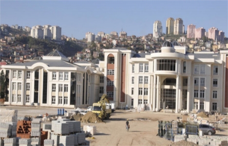 Kocaeli Valiliği Yeni Hizmet Binası'nın açılışı yine ertelendi!