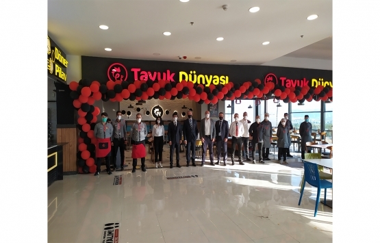 Tavuk Dünyası Siirt Park AVM'de restoran açtı!