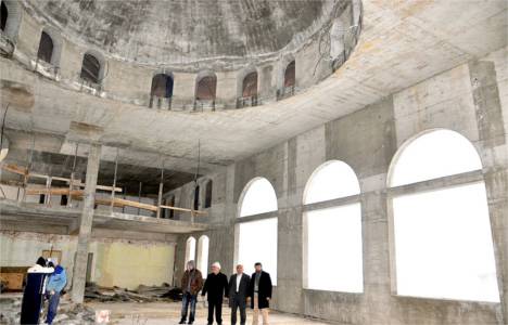 Berlin Mevlana Camisi'ndeki yangın kundaklama mı?