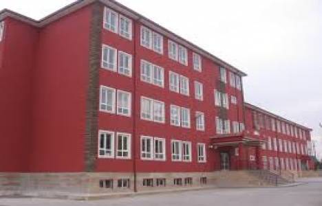 Bağcılar'daki tüm okullarda mantolama ve yenileme çalışmaları başladı!