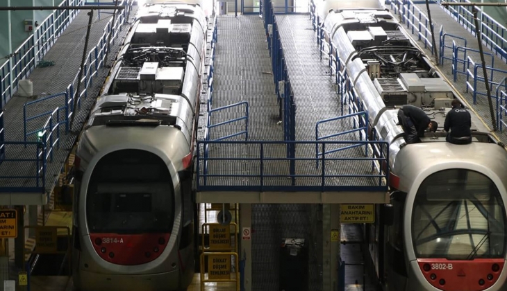 Sakarya'ya raylı sistem geliyor! Şehir merkezinden üniversite bölgesine 9 farklı durak! İmzalar atıldı! 