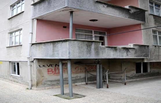 Rize de 96 daireli 4 bina yan yattı!