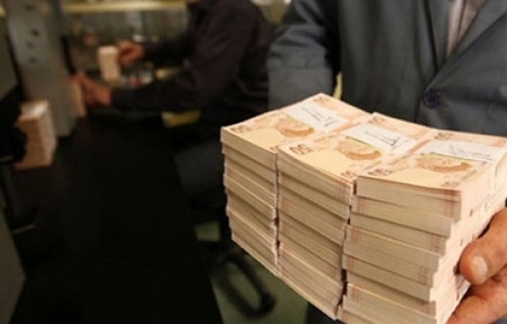 Hazine 2.3 milyar TL borçlandı!