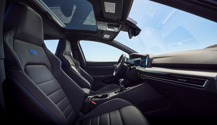 Volkswagen’ın efsane modeli Golf yenilendi. Golf R’nin fiyatı ve özellikleri neler? İşte 15 Eylül 2022 fiyat listesi