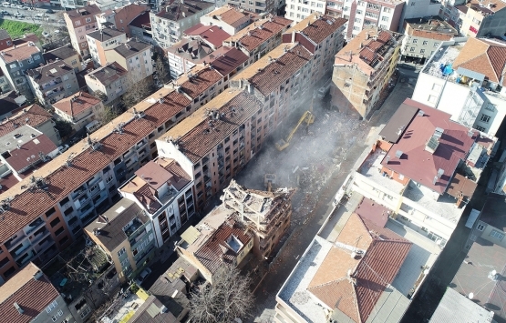 Bağcılar da riskli binaların yıkımına başlandı!