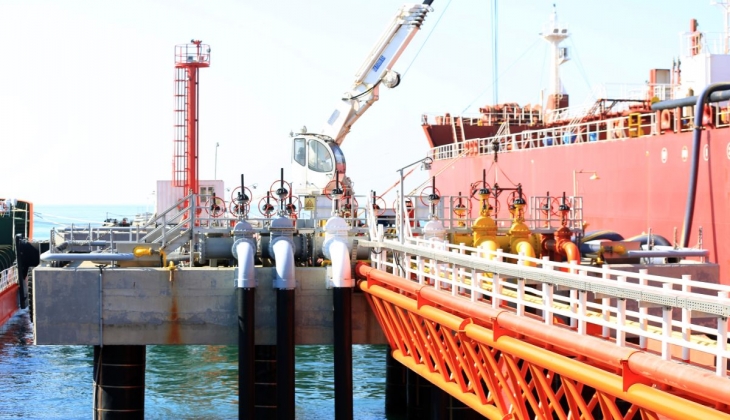 Rusya dan Mersin e gelen ayçiçeği yağında sevkiyat başladı