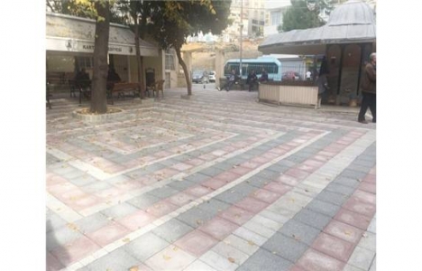 Kartal Maarif-i Sultan Camii’nin bahçesi yenilendi!