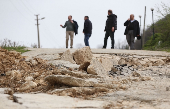Çınarcık ta 10 ailenin evlerini boşaltması istendi!