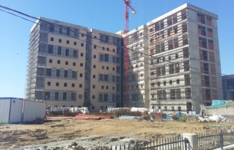 Alanya 300 yataklı bölge hastanesi için ek süre istendi!