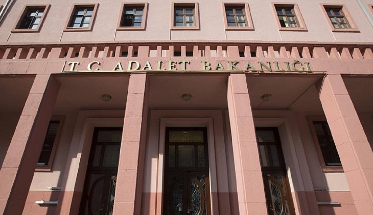 Adalet Bakanlığı duyurdu! Bakanlık 300 icra müdürü ve müdür yardımcısı alacak...