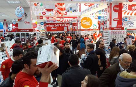 Gold mağazalarını indirim kampanyasıyla açılıyor!