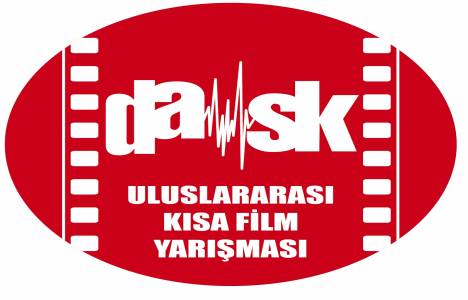 Üniversiteliler deprem sonrası gidecekleri yeri filme alacak!