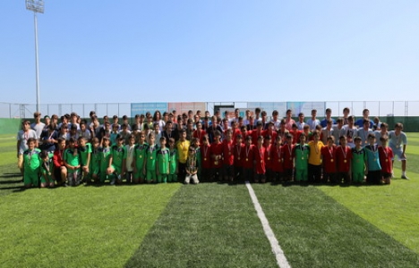 Başakşehir Şehit Erdem Özçelik Stadı açıldı!