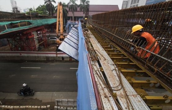Jakarta LRT hafif raylı sistem projesinin yüzde 56 sı tamam!