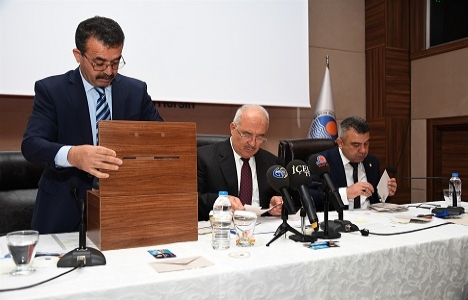 Mersin Büyükşehir Meclisi'nde imar görüşüldü!