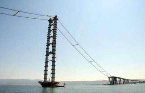 İzmit Körfez Köprüsü’nde sıra ana kablolarda!