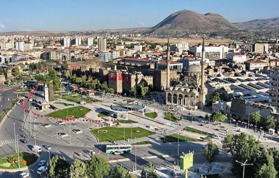 Kayseri'de 9 milyon TL'ye satılık özel eğitim tesisi imarlı arsa!