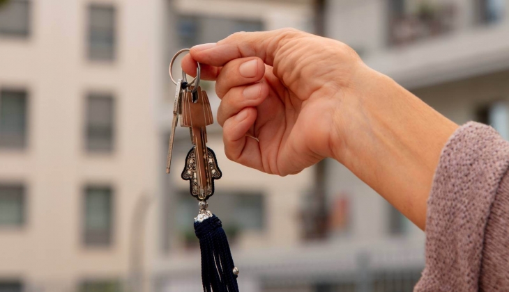 Emlakjet Temmuz 2025 gayrimenkul raporu açıklandı! Faiz indirimi beklentisi alım kararlarını etkiliyor!