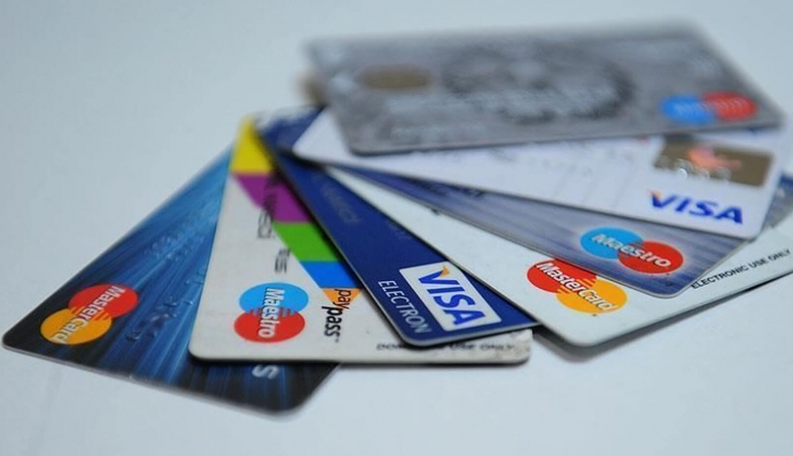 Kredi kartı kullanımlarında fren patladı: Bireysel kredi kartı borçlanmaları 3 katına çıktı!