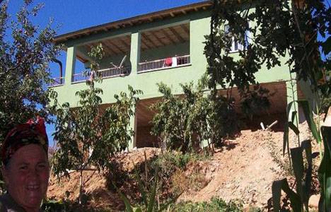 Kahramanmaraş'ta Jandarma sara hastası vatandaşın evini tamir etti!