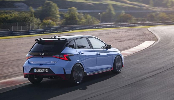 Hyundai i20 N'ye bu ay da zam gelmedi! İşte Hyundai i20 N 14 Kasım 2022 fiyat listesi! 