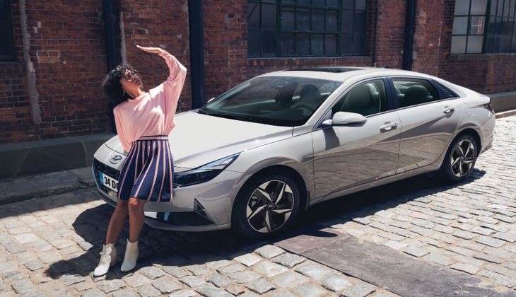 Hyundai Elantra da 120 bin TL ye 0.99 faiz fırsatı! Hyundai Elantra bu ay ne kadar? 4 Kasım 2022 fiyat listesi