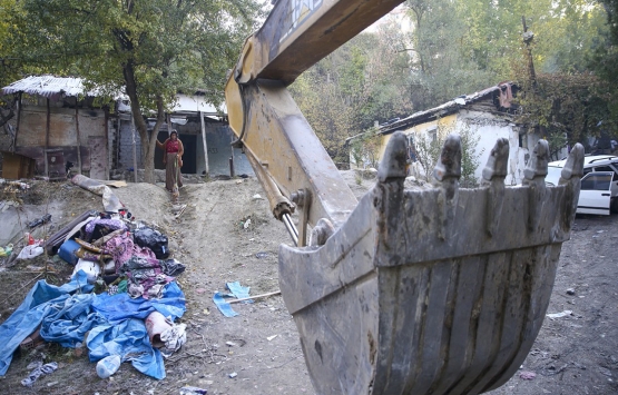 Ankara’da suçluların barındığı metruk yapılar yıkıldı!