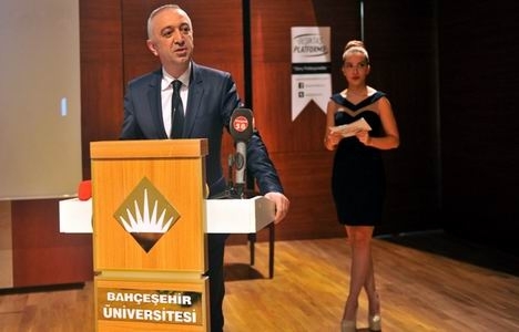 Lokman Çağırıcı'ya Beşiktaş Platformu Genç Profesyoneller'den ödül!