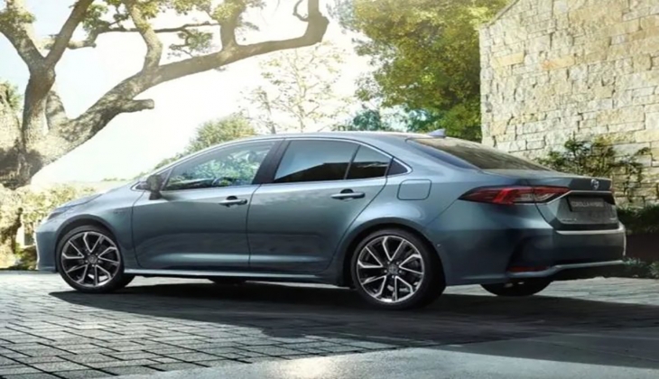 Toyota Corolla nın bayi fiyatına 40 bin lira zam geldi! Fiyat listesi bir gecede değişti (3 Mayıs fiyat listesi)