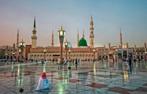  Suudi Arabistan yönetimi, Hz. Muhammed'in mezarın taşınacağı haberlerini yalanladı!