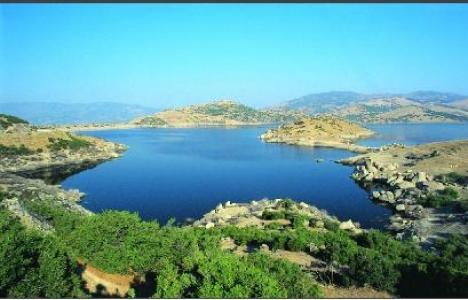 Bafa Gölü giderek bakımsızlaşıyor!