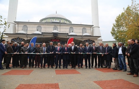 Bursa Hicret Camii yenilenen yüzüyle hizmete açıldı!