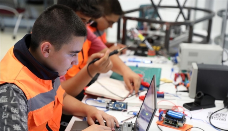 Binlerce öğrencinin gözü asgari ücretteki artışta