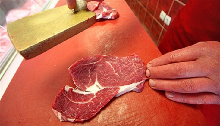 Kırmızı etle ilgili vahim iddia! Ağzınızın tadı kaçacak! 