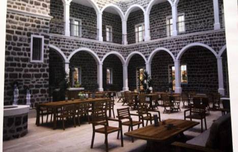 Küçük Karaosmanoğlu Hanı 8 milyon liraya restore edildi!