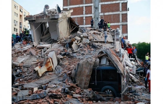 İzmir depreminin ardından moloz dökümleri sorun oldu!