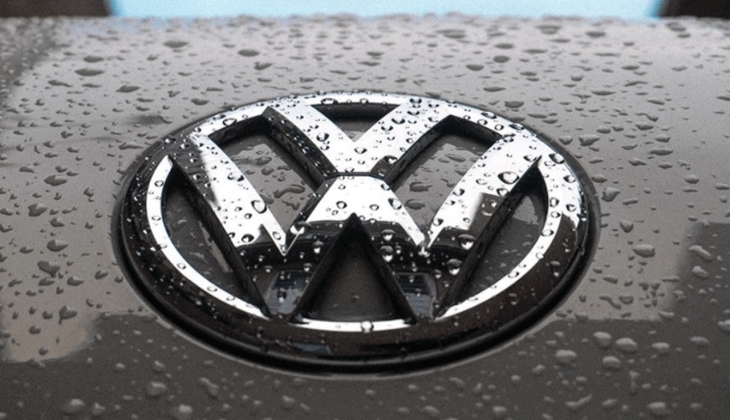 Volkswagen in tedarik sorunu gitgide büyüyor! Slovakya daki üretim askıya alındı!