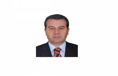 Azmi Çelik kimdir?