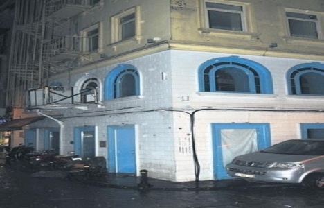 Hande Yener Asmalımescit te restoran ve otel açacak!