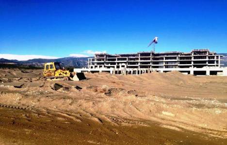 Demre Sülüklü kumsalına inşa edilen 5 yıldızlı otel tepkiye neden oldu!