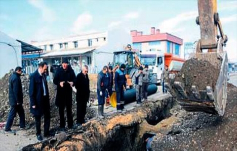 Osmaniye Ek Sanayi Sitesi'nde drenaj hattı döşeme çalışmaları başladı!
