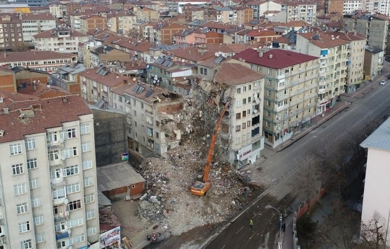 Elazığlı depremzedelerin sözleşmelerine dava açmama şartı eklendi iddiası!
